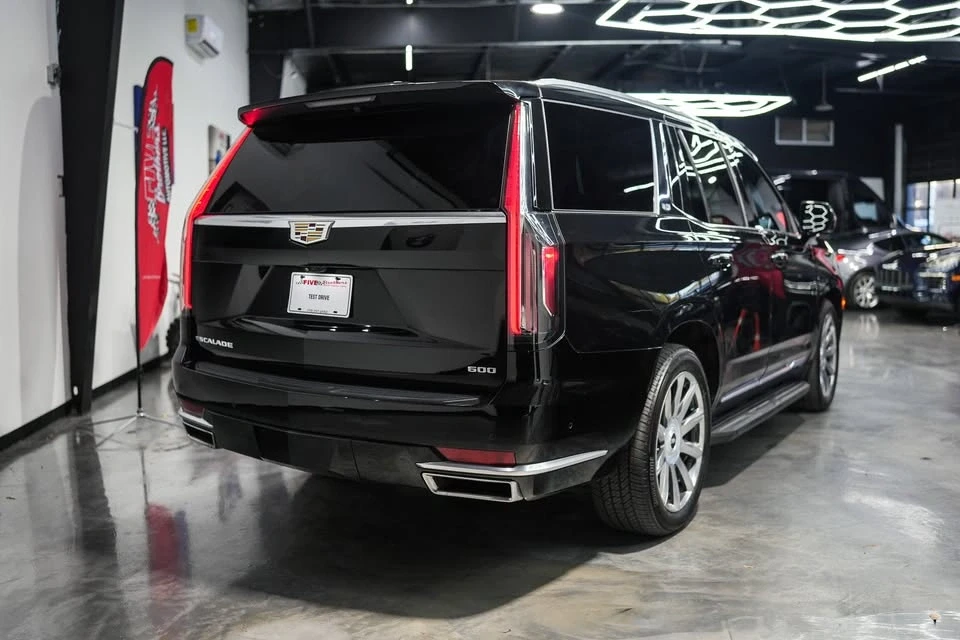 2021 Cadillac Escalade 5th Gen - Image 10 of 20