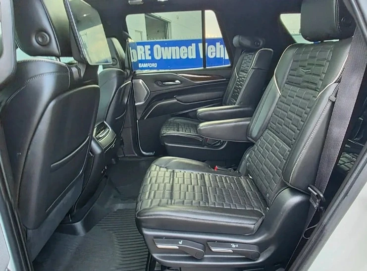 2021 Cadillac Escalade 5th Gen - Image 9 of 15