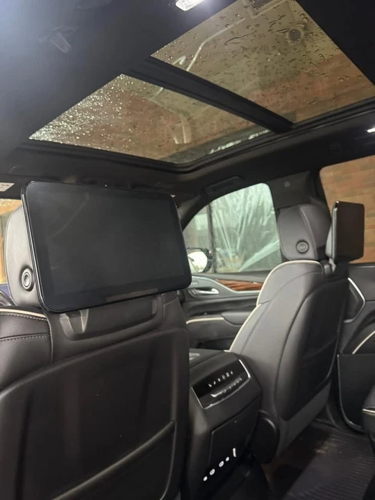 2021 Cadillac Escalade 5th Gen - Image 9 of 11