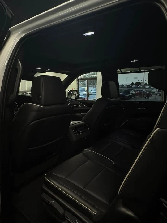 2021 Cadillac Escalade 5th Gen - Image 8 of 11