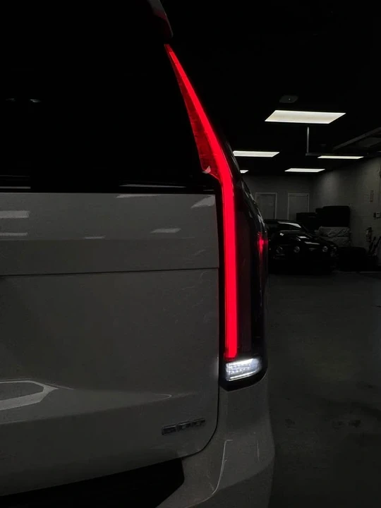 2021 Cadillac Escalade 5th Gen - Image 10 of 11