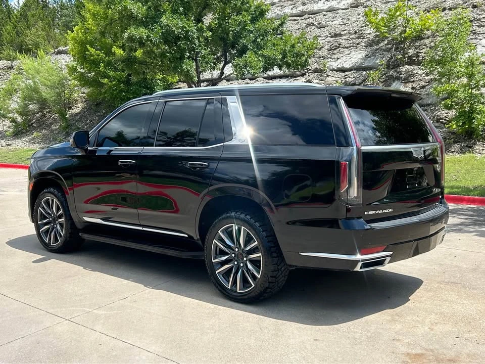 2021 Cadillac Escalade 5th Gen - Image 10 of 16