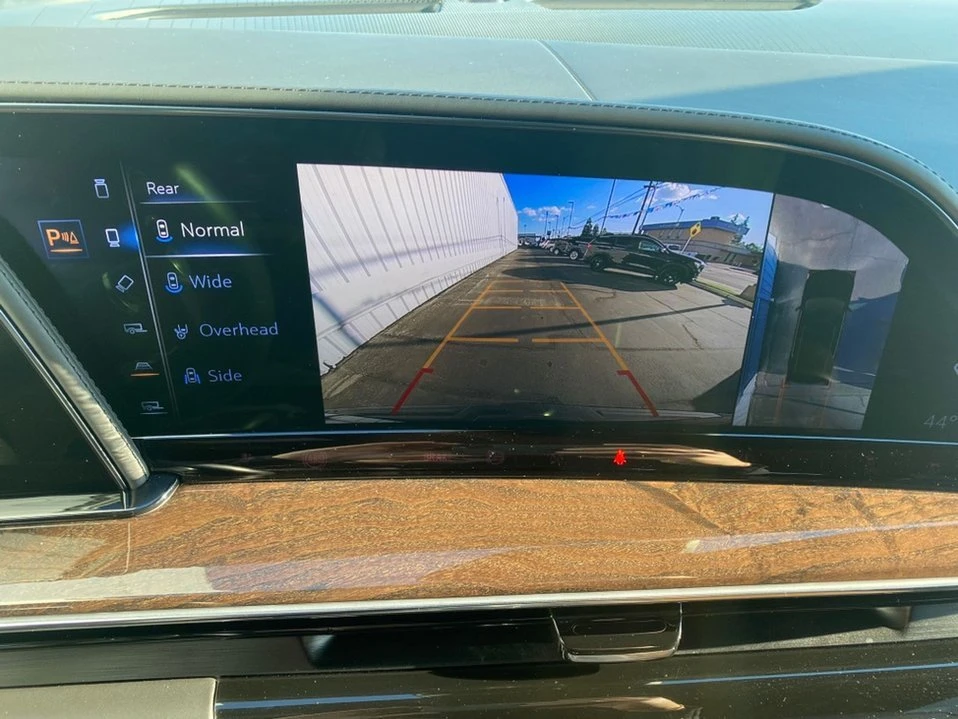 2021 Cadillac Escalade 5th Gen - Image 15 of 15