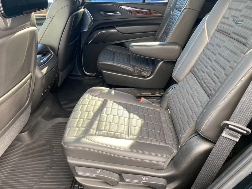 2021 Cadillac Escalade 5th Gen - Image 4 of 15