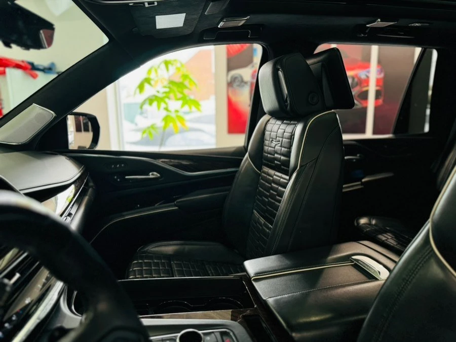 2021 Cadillac Escalade 5th Gen - Image 15 of 20