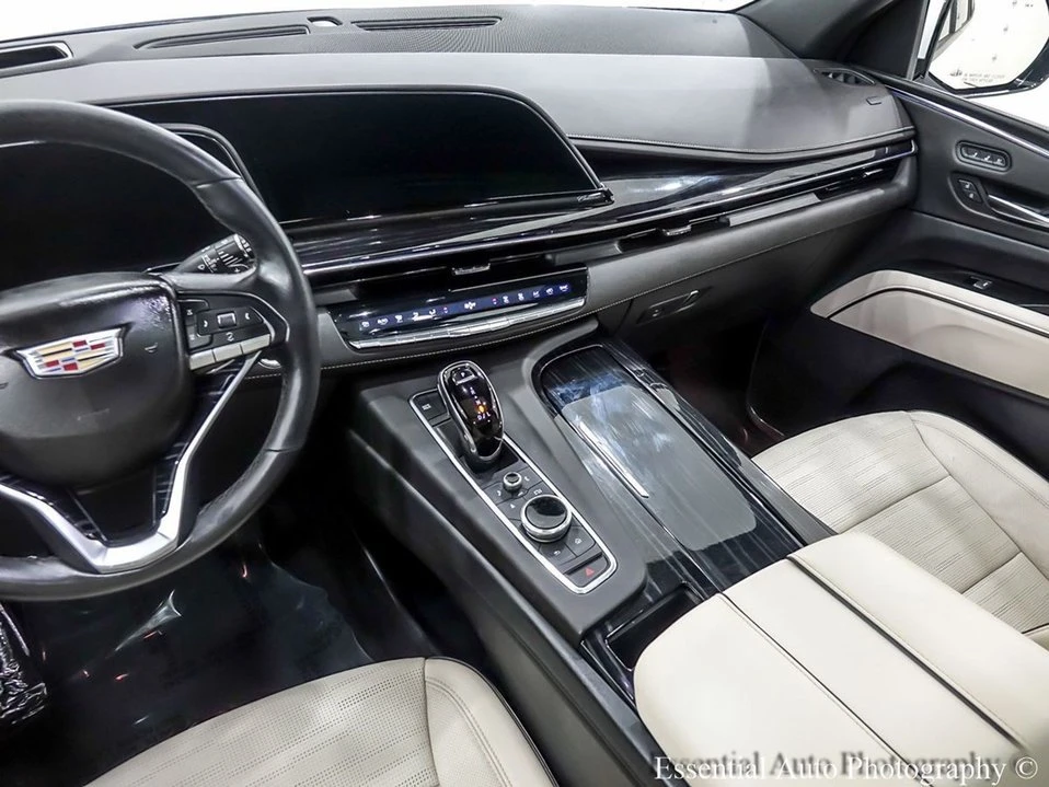 2021 Cadillac Escalade 5th Gen - Image 17 of 20
