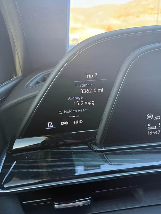 2021 Cadillac Escalade 5th Gen - Image 17 of 17