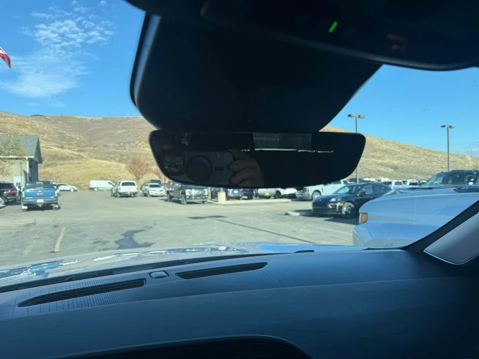 2021 Cadillac Escalade 5th Gen - Image 7 of 17