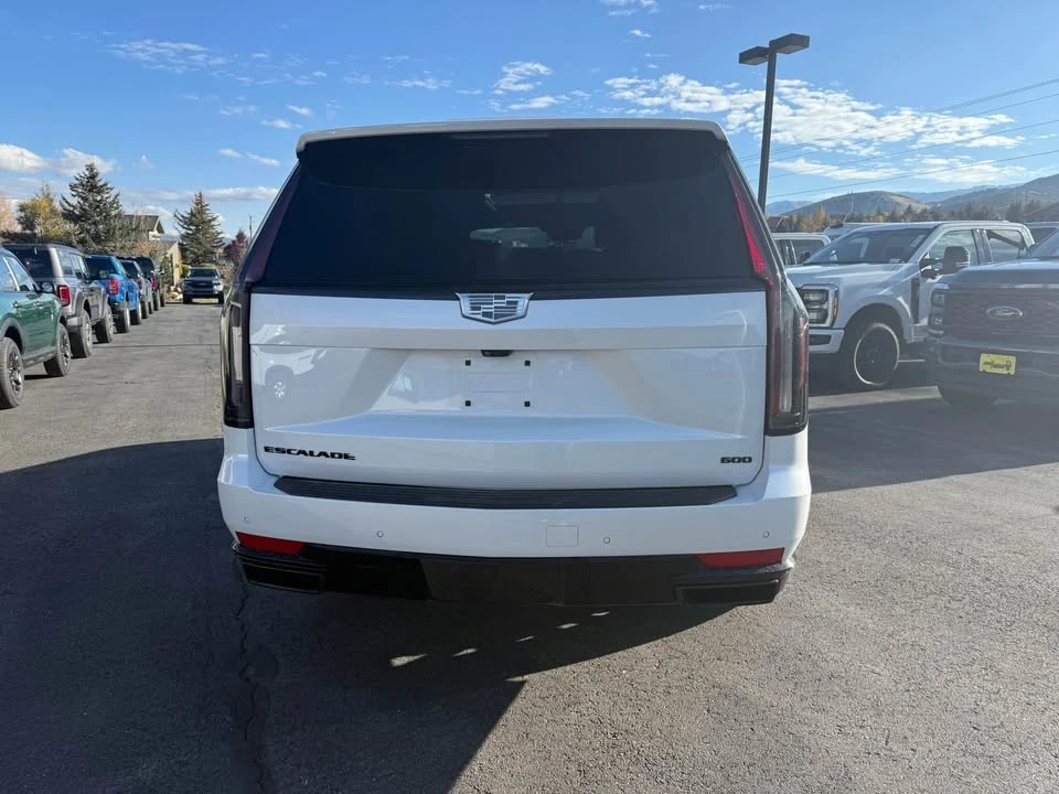 2021 Cadillac Escalade 5th Gen - Image 2 of 17