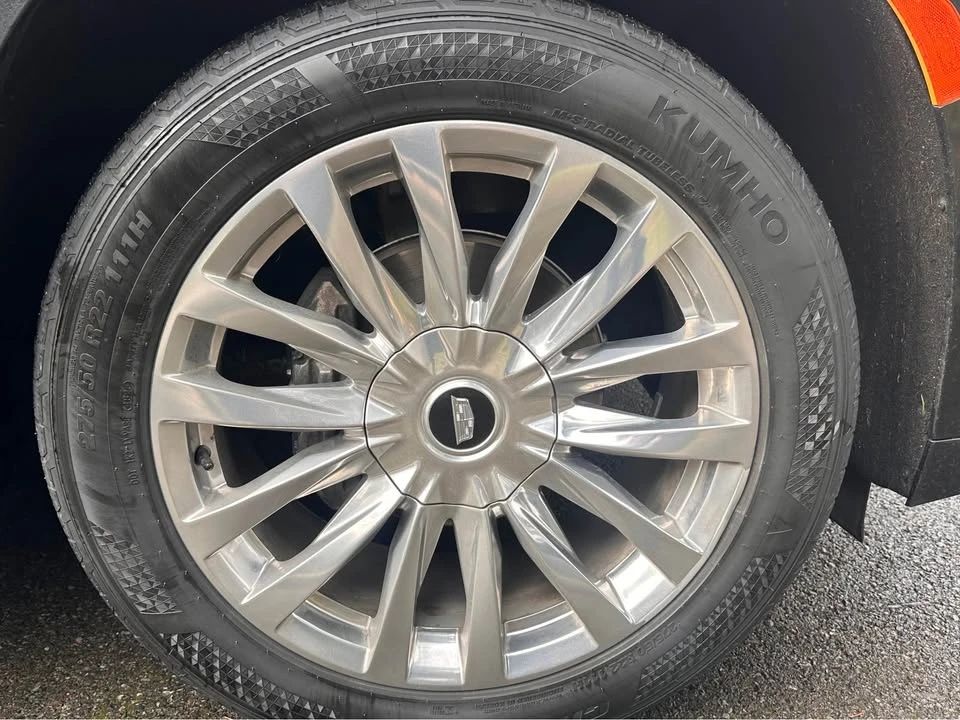 2021 Cadillac Escalade 5th Gen - Image 5 of 6