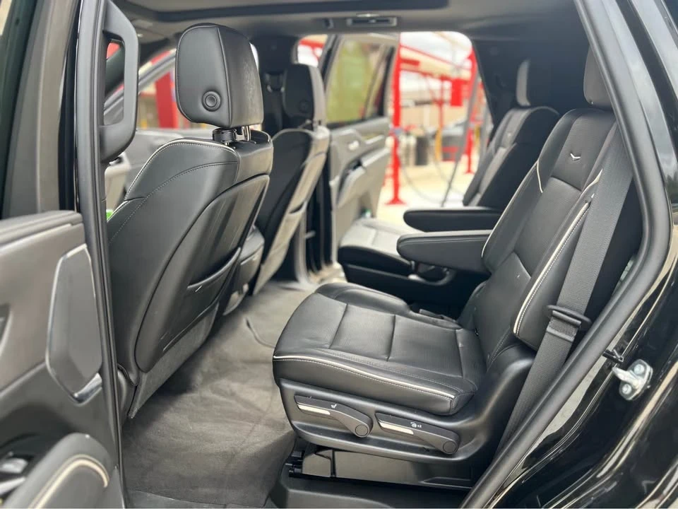 2021 Cadillac Escalade 5th Gen - Image 11 of 14