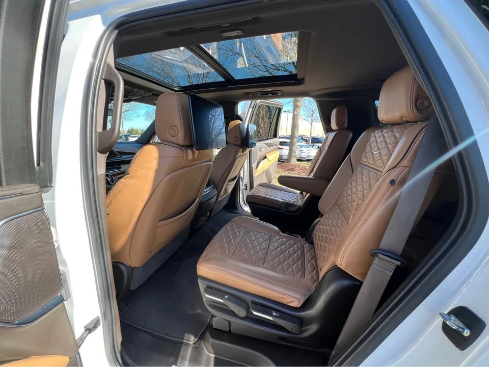 2021 Cadillac Escalade 5th Gen - Image 12 of 16