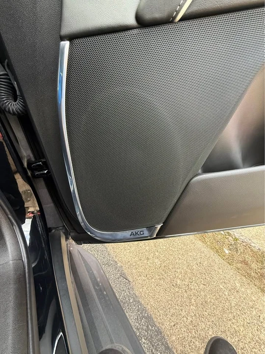 2021 Cadillac Escalade 5th Gen - Image 14 of 20