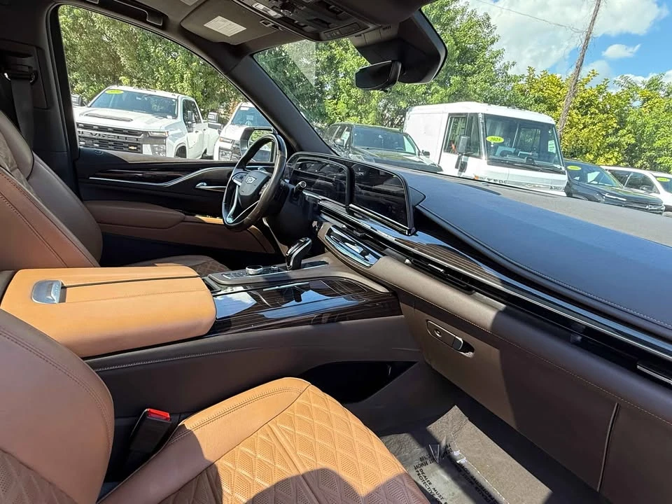 2021 Cadillac Escalade 5th Gen - Image 12 of 12