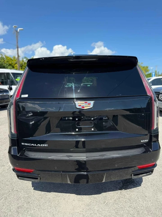 2021 Cadillac Escalade 5th Gen - Image 3 of 12