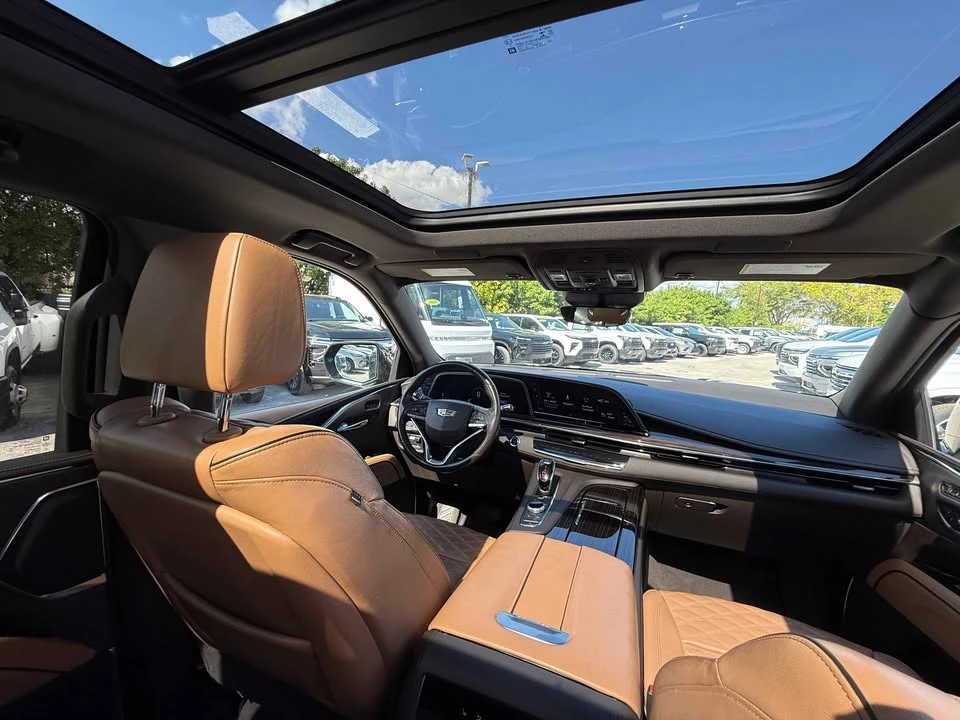 2021 Cadillac Escalade 5th Gen - Image 10 of 12