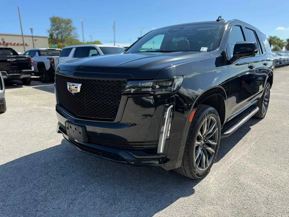 2021 Cadillac Escalade 5th Gen - Image 5 of 12