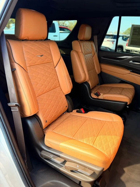 2021 Cadillac Escalade 5th Gen - Image 17 of 18