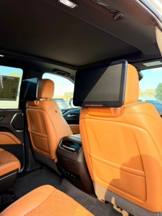 2021 Cadillac Escalade 5th Gen - Image 16 of 18