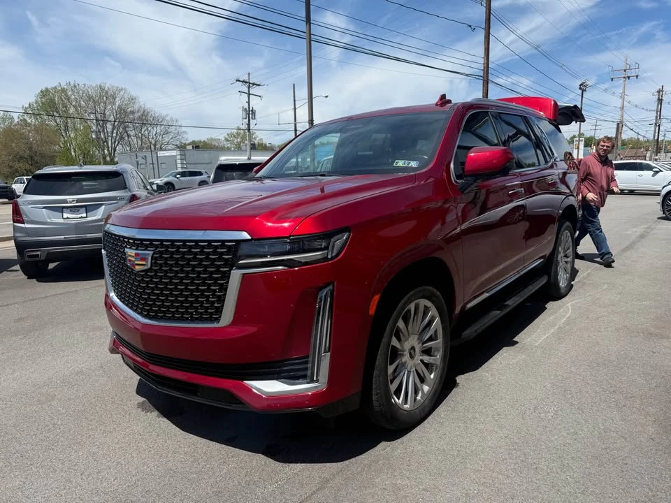 2021 Cadillac Escalade 5th Gen - Image 3 of 4
