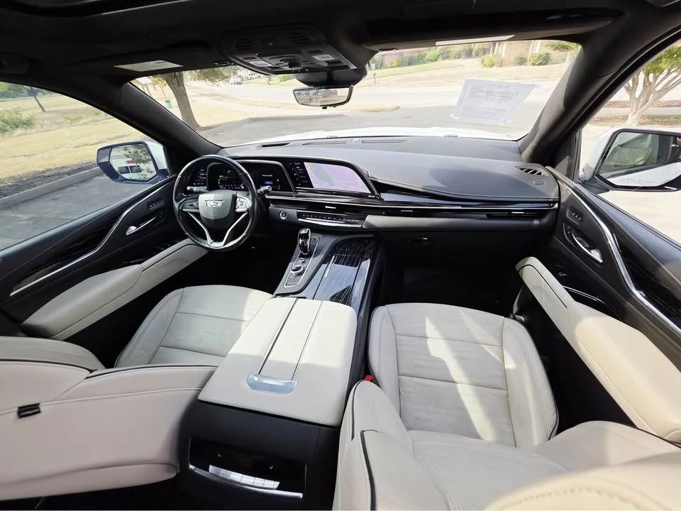 2021 Cadillac Escalade 5th Gen - Image 3 of 4
