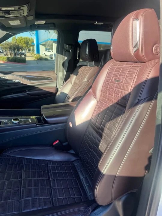 2021 Cadillac Escalade 5th Gen - Image 4 of 5