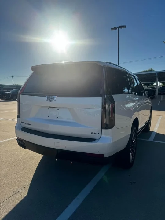 2021 Cadillac Escalade 5th Gen - Image 2 of 5