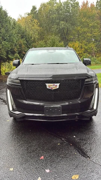 2021 Cadillac Escalade 5th Gen - Image 2 of 4