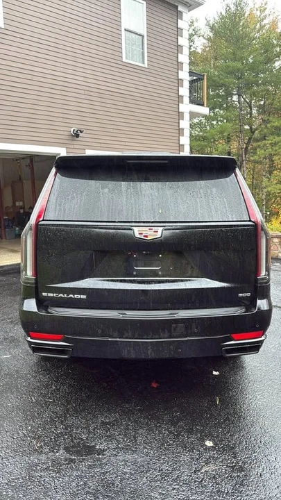 2021 Cadillac Escalade 5th Gen - Image 3 of 4