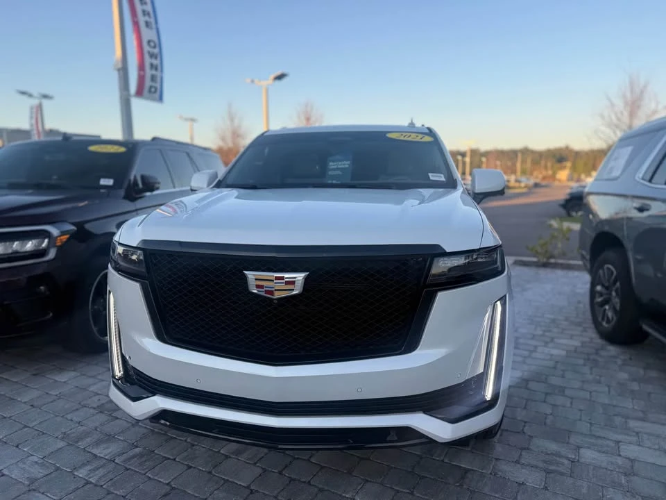 2021 Cadillac Escalade 5th Gen - Image 5 of 6