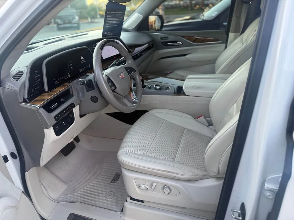 2021 Cadillac Escalade 5th Gen - Image 2 of 6