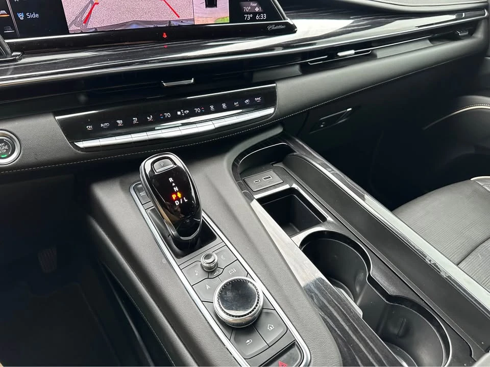2021 Cadillac Escalade 5th Gen - Image 15 of 20