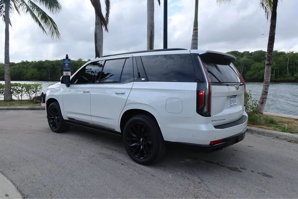 2021 Cadillac Escalade 5th Gen - Image 5 of 15