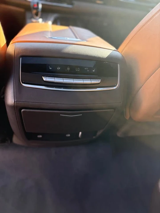 2021 Cadillac Escalade 5th Gen - Image 12 of 18