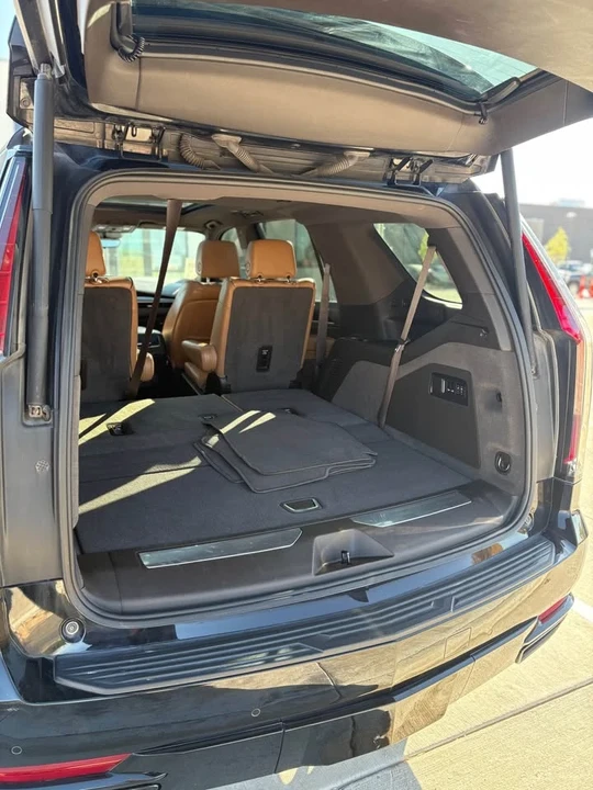 2021 Cadillac Escalade 5th Gen - Image 13 of 18