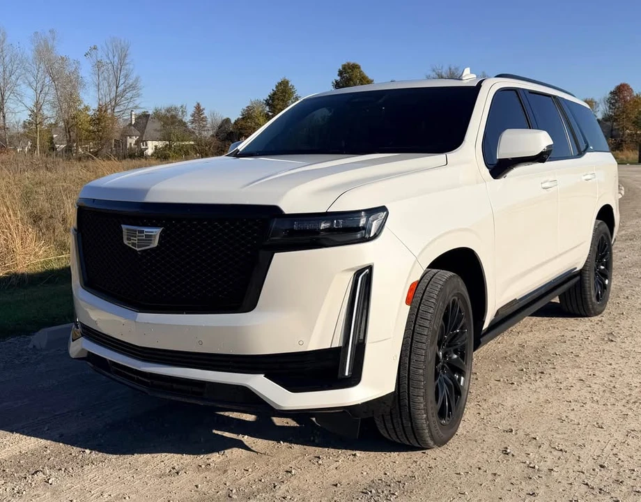 2021 Cadillac Escalade 5th Gen - Image 2 of 6