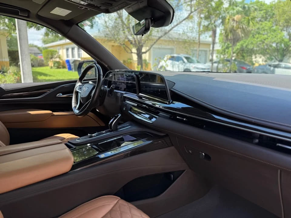2021 Cadillac Escalade 5th Gen - Image 13 of 16