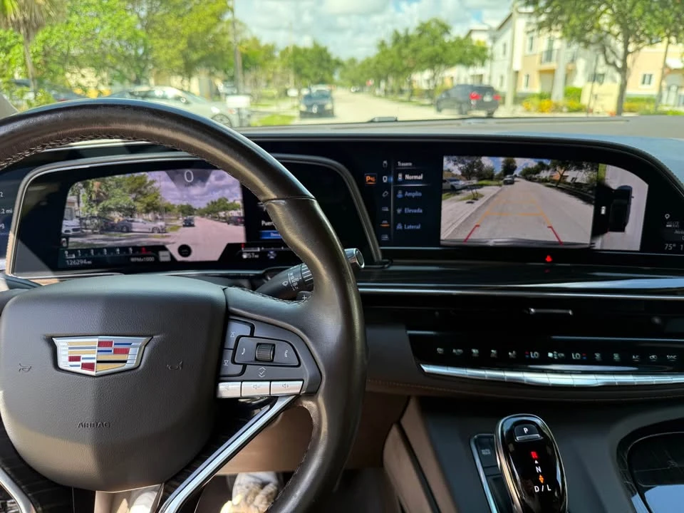 2021 Cadillac Escalade 5th Gen - Image 16 of 16