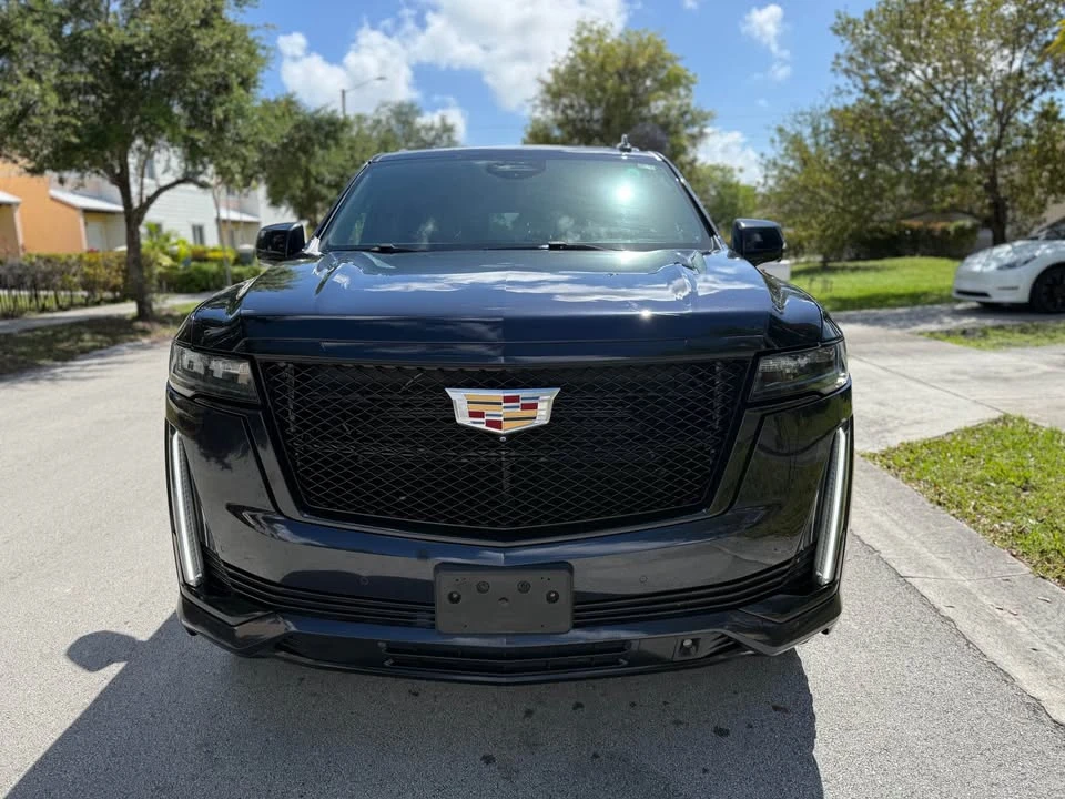 2021 Cadillac Escalade 5th Gen - Image 2 of 16