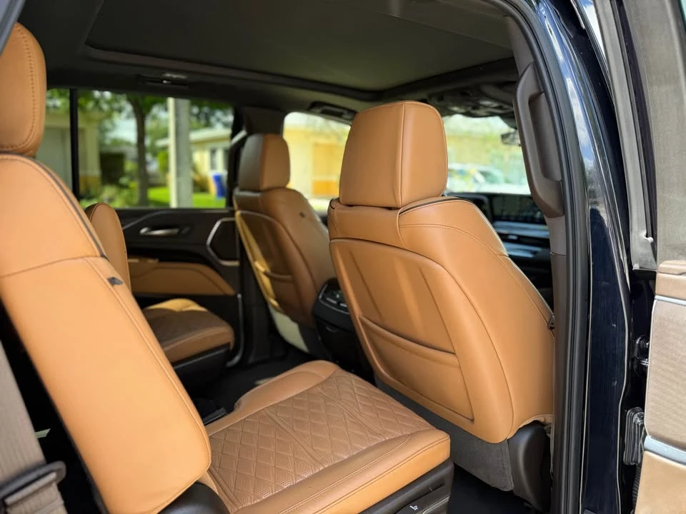 2021 Cadillac Escalade 5th Gen - Image 14 of 16