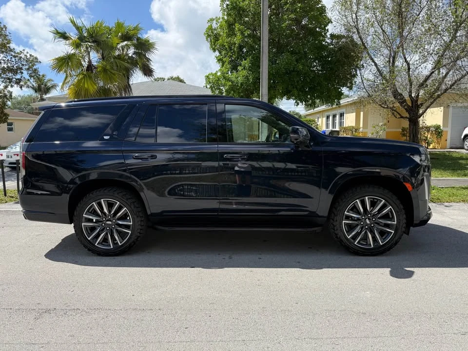 2021 Cadillac Escalade 5th Gen - Image 4 of 16