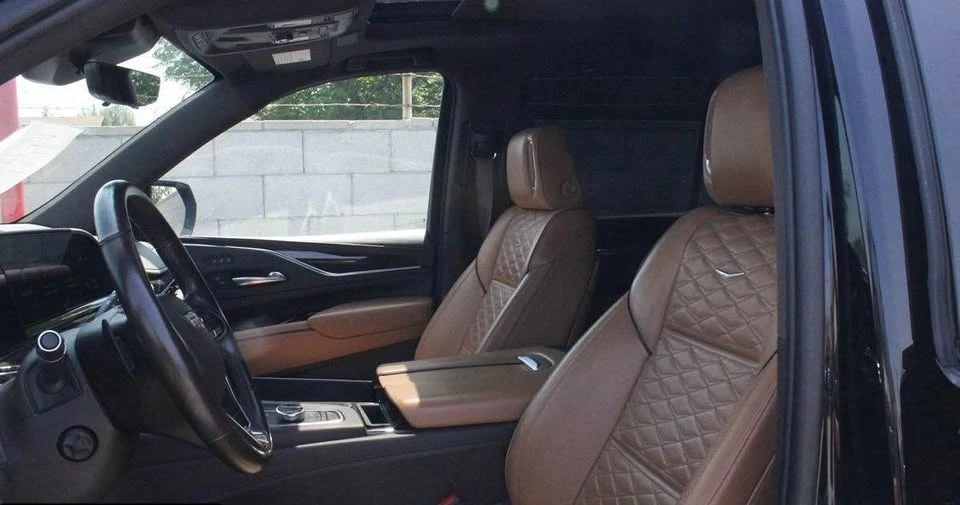 2021 Cadillac Escalade 5th Gen - Image 9 of 12