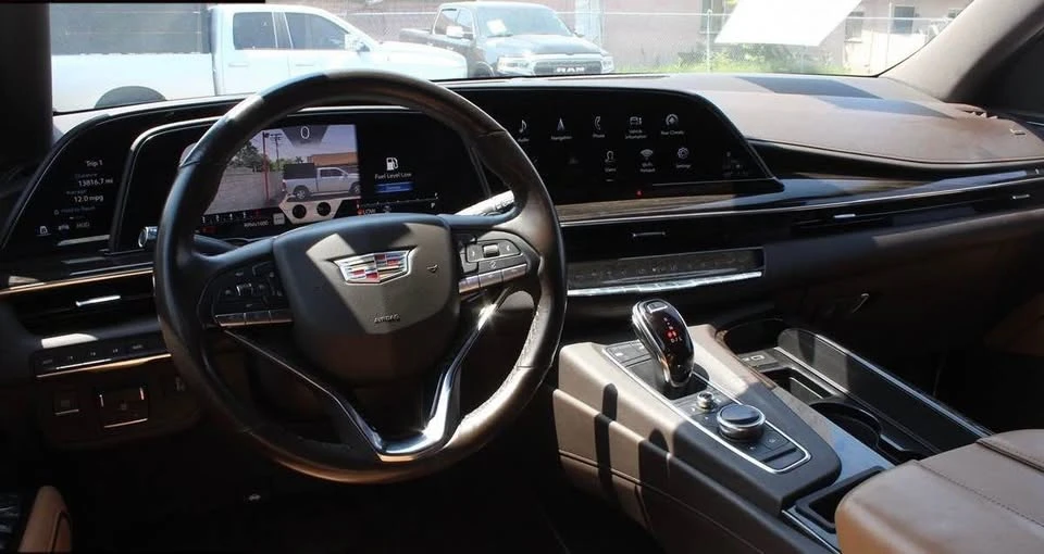 2021 Cadillac Escalade 5th Gen - Image 8 of 12