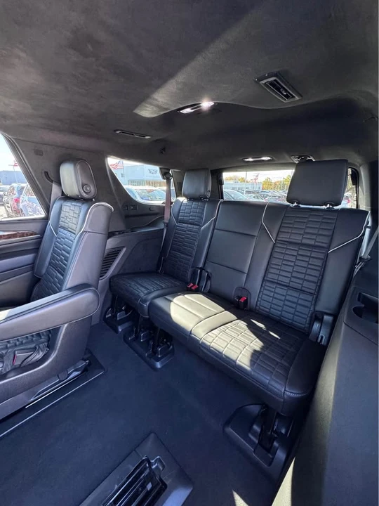 2021 Cadillac Escalade 5th Gen - Image 8 of 9