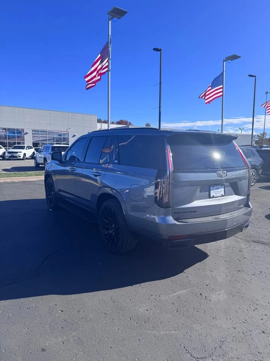 2021 Cadillac Escalade 5th Gen - Image 4 of 9
