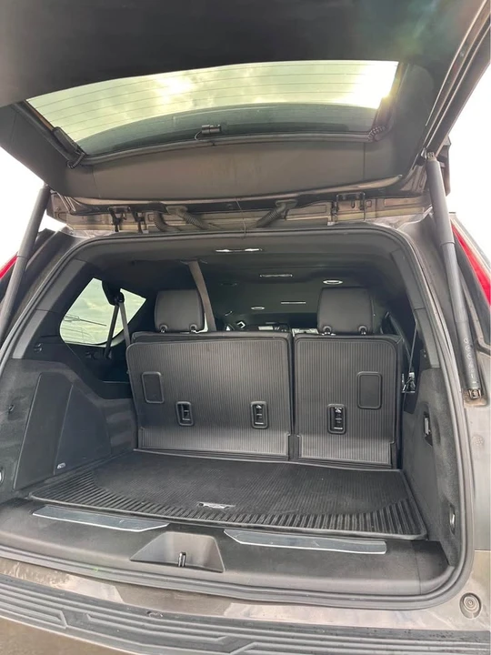 2021 Cadillac Escalade 5th Gen - Image 5 of 10