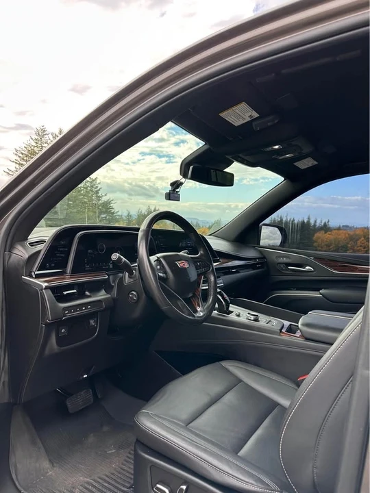 2021 Cadillac Escalade 5th Gen - Image 4 of 10
