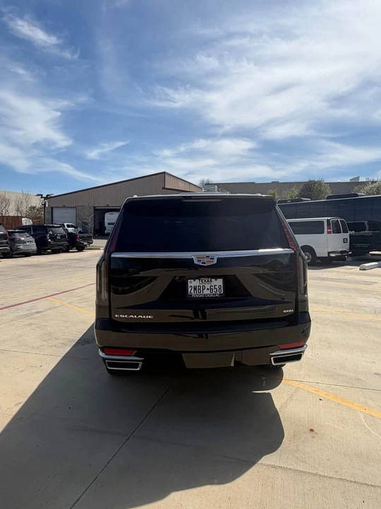 2021 Cadillac Escalade 5th Gen - Image 5 of 11