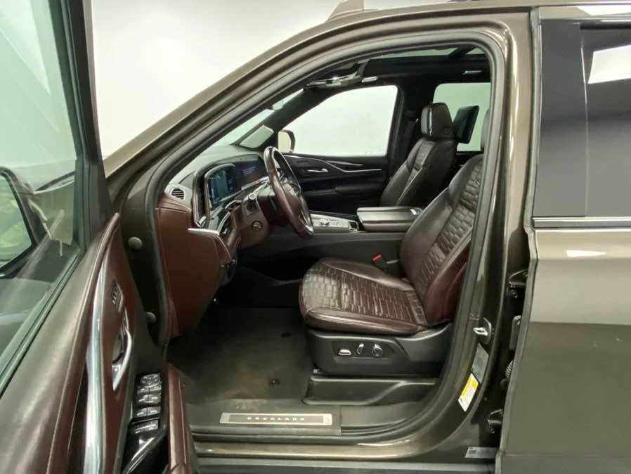 2021 Cadillac Escalade 5th Gen - Image 9 of 19