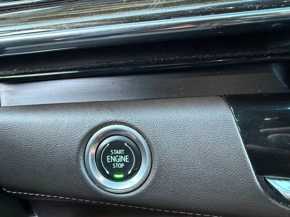 2021 Cadillac Escalade 5th Gen - Image 17 of 20